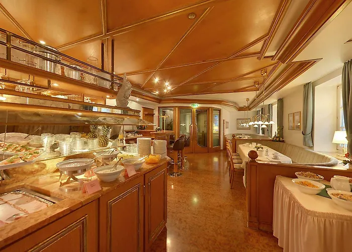 Premier Weisser Hase 3* Passau