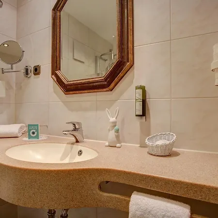 Premier Weisser Hase