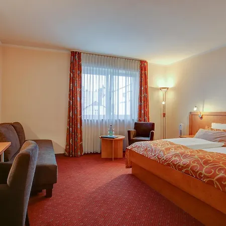 Premier Weisser Hase 3*