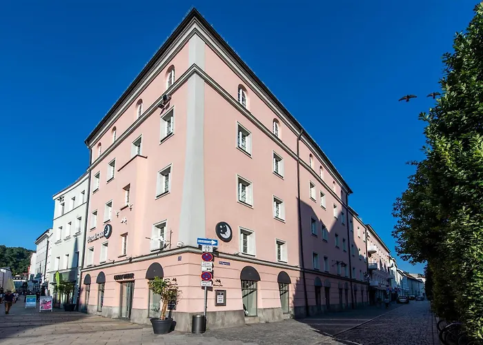 Premier Weisser Hase Hotel Passau