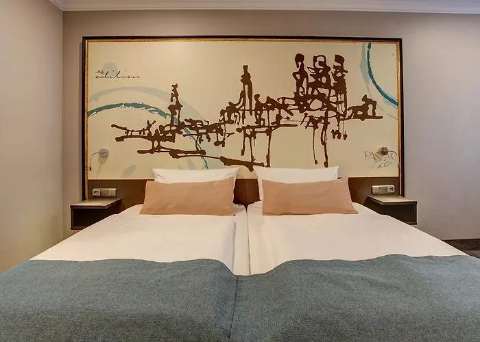 Premier Weisser Hase 3*